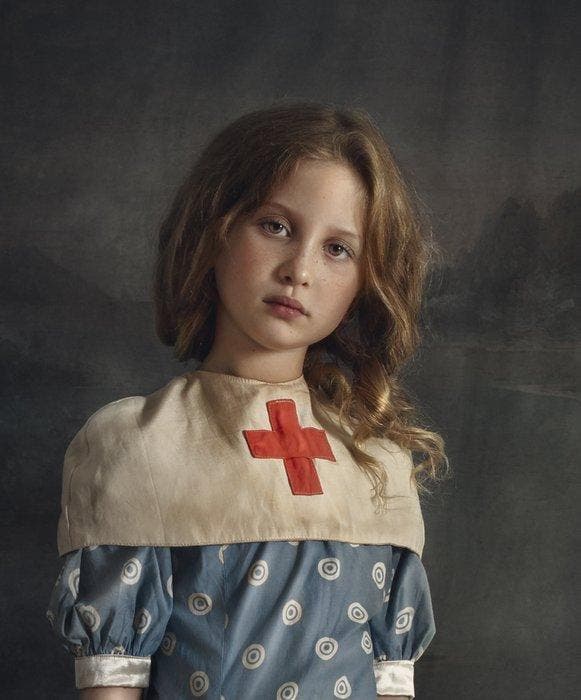 Svetlana Melik-Nubarova - She Learned Too Early, Antiek en Kunst, Kunst | Designobjecten