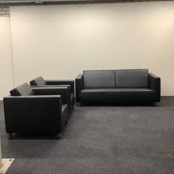 Bert Plantagie complete zithoek, 2,5 zitsbank + 2x fauteuil,, Huis en Inrichting, Gebruikt, Zwart, Eén