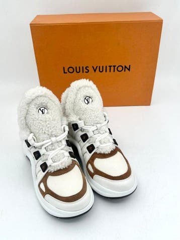 Louis Vuitton - Sneakers - Maat: EU 37, Nieuw