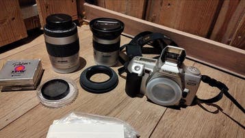 Minolta Dynax 404si + 28-90mm + 70-210mm | Analoge camera, Audio, Tv en Foto, Nieuw