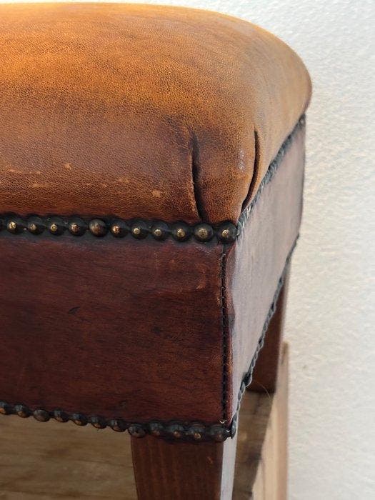 Ottoman - Bois, Leer & Messing - Schaaps tabouret en cuir, Antiek en Kunst, Curiosa en Brocante