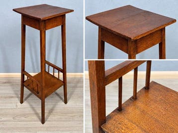 Karaktervolle houten plantentafel – warme houtkleur, slanke