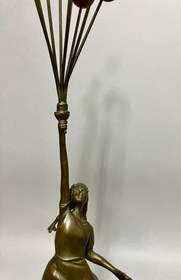 sculptuur, Balloon girl - naar Banksy - 54 cm - Brons