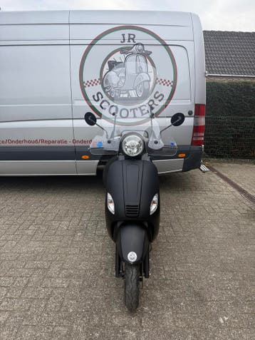 ScooterA-klasse (Geen Rijbewijs Nodig!), Vélos & Vélomoteurs