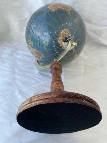Globe - Vintage uit die tijd