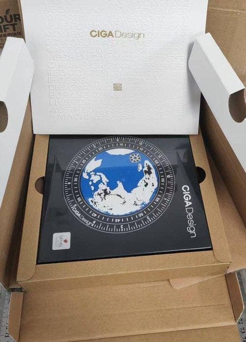 CIGA DESIGN - Series U Blue Planet Steel Case - Brand New -, Handtassen en Accessoires, Horloges | Heren