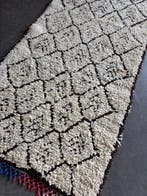 Moroccan Beni Ouarain Rug Vintage Handmade Wool Berber, Huis en Inrichting, Nieuw
