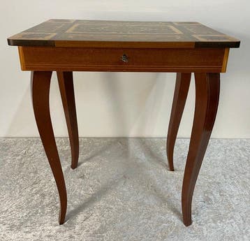 Elegant Tafeltje - Table - Bois - Petite table / Boîte à, Antiek en Kunst