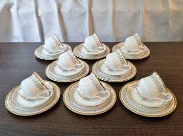 Royal Albert - Koffieservies (24) - Porselein - Burlington