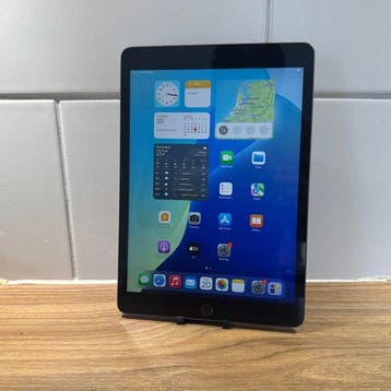Apple iPad (8th generation) 128GB Wifi - Mobiele telefoon, Nieuw