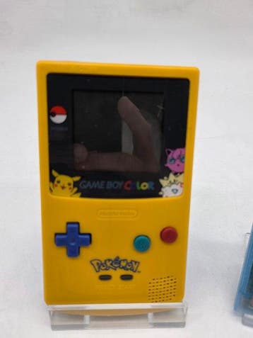 Nintendo - Gameboy Color - Pikachu Pokémon Special Edition, Games en Spelcomputers, Nieuw