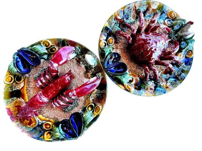 Plat - Majolique, Faïence, Grès, Faïence fine - Deux, Antiek en Kunst, Curiosa en Brocante