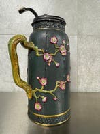 Aiguière - Faïence - Pinder Bourne & Co.