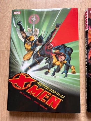 Astonishing X-Men Vol. 1, 2 - Oversized - Dustjacket Cover -, Nieuw