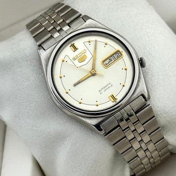 Seiko - Seiko 5 Automatic 21 Jewels Day Date - Zonder