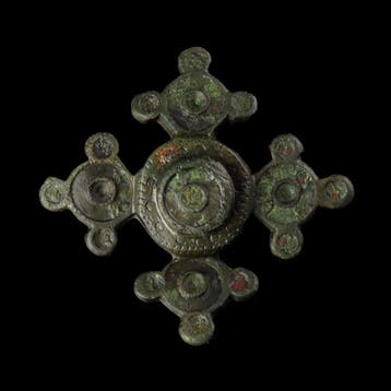 Romain antique Broche cruciforme émaillée - grande taille