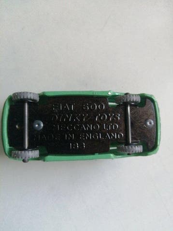 Dinky Toys 1:43 - Modelauto - Fiat 600 Saloon (Dinky 183)