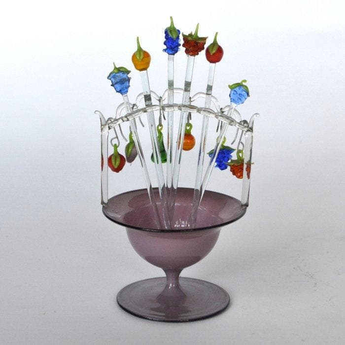 Lauscha - Beeldje - Cocktail sticks with pendants in cup -, Antiek en Kunst, Antiek | Glaswerk en Kristal