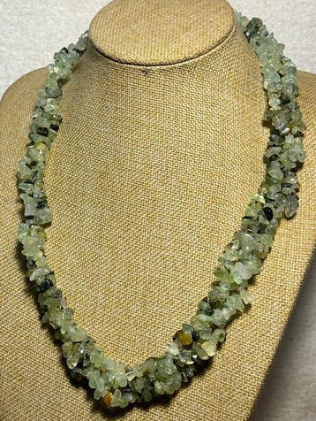 Collier EXCLUSIEF, van natuurlijk rutielkwarts (785 ct). -