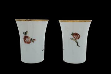 Beker (2) - Opaline glas, 19e eeuw - Opaline glazen bekers