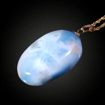 Geen reserve – 39 ct Larimar met een prachtig hemelsblauw