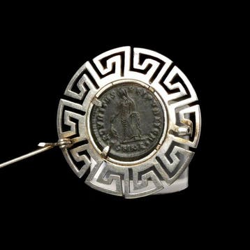 Oud-Romeins Historische munt van keizerin Helena – gezet in
