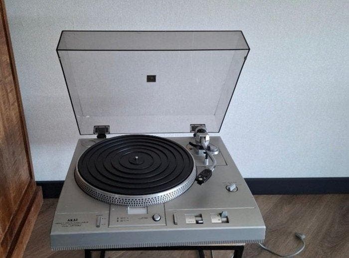 Akai - AP-D40C Platenspeler, Audio, Tv en Foto, Radio's