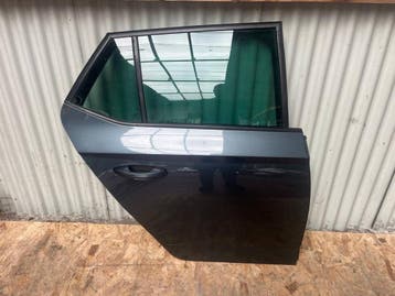 Porte arrière droite Skoda Fabia III 2014 - 2021, Ophalen, Utilisé, Skoda, Porte