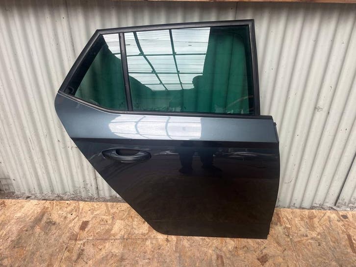 Porte arrière droite Skoda Fabia III 2014 - 2021, Autos : Pièces & Accessoires, Carrosserie & Tôlerie, Skoda, Utilisé, Arrière