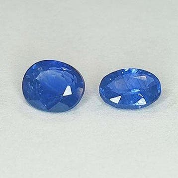 Sans prix de réserve - 2 pcs Bleu Saphir - 1.10 ct - Antwerp, Nieuw