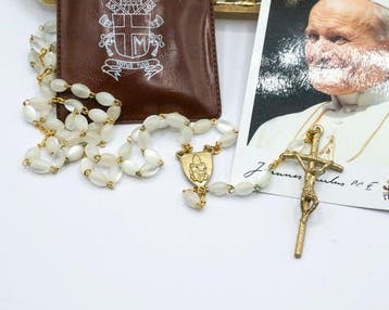 Chapelet (2) - Rare ensemble liturgique et dévotionnel lié, Antiquités & Art