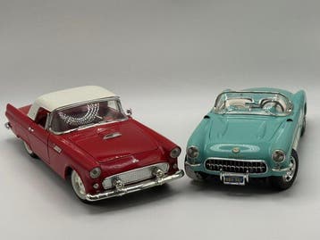 Bburago 1:18 - Model sportwagen - Ford Thunderbird +