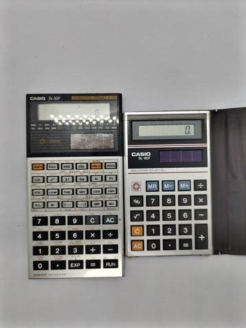 Casio - Rekenmachine (2) - 1980-1990 - FX-50F - SL-807, Nieuw