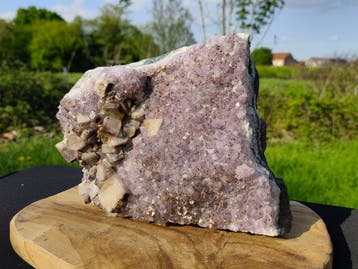Grote amethist met fluorescerend calciet: stralende, Antiek en Kunst