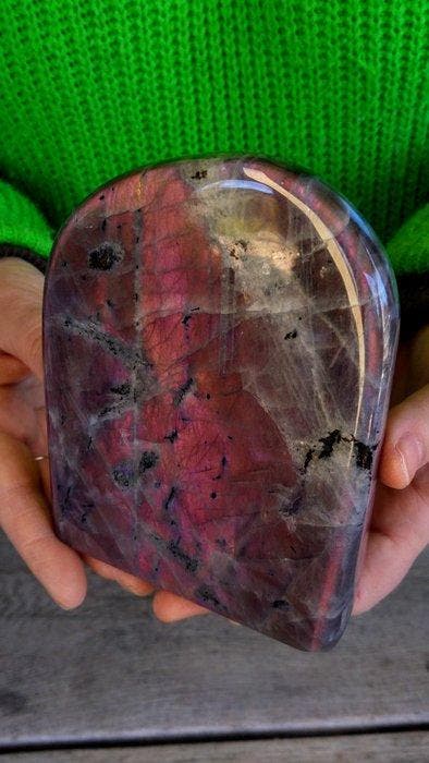 Violet + paarse kleuren kameleon labradoriet - Vrije vorm -, Verzamelen, Mineralen en Fossielen