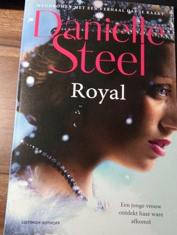 Royal 9789021056104 Danielle Steel, Boeken, Verzenden, Zo goed als nieuw, Danielle Steel