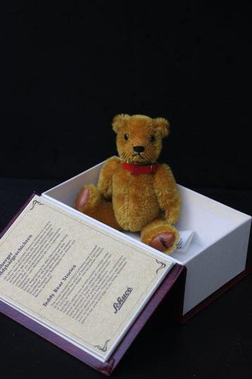 Schuco Teddy Bear Stories Nürnberg - Teddybeer Tricky, Antiek en Kunst, Antiek | Speelgoed