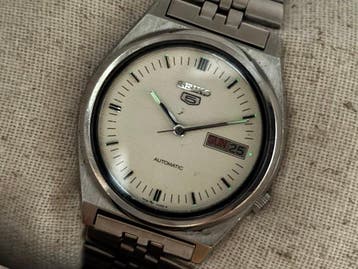 Seiko - Seiko 5 Automatic Day-Date - Zonder minimumprijs -