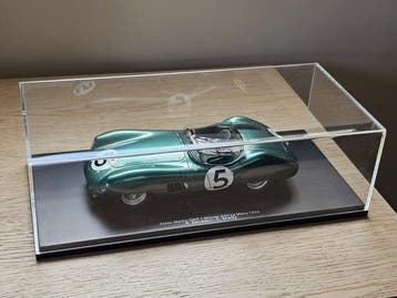 Spark 1:18 - Model raceauto - David Brown Racing Dept Aston