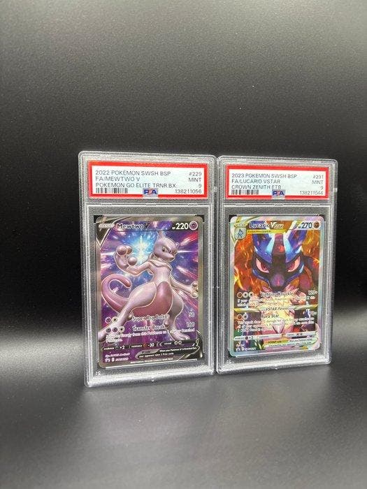 Pokémon - 2 Graded card - Mewtwo V 229, Lucario Vstar 291, Hobby en Vrije tijd, Verzamelkaartspellen | Pokémon