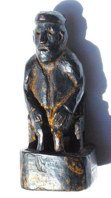 Oude voorouderfiguur, offertbeeld, zittend sjamaan, 14 cm,