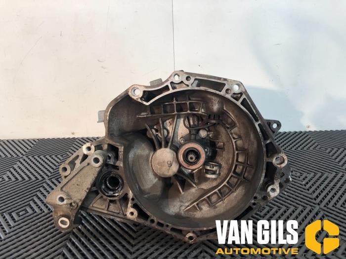 Versnellingsbak Opel Corsa O243760, Auto-onderdelen, Motor en Toebehoren