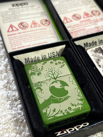 Zippo - Furgoneta VW / Haight Ashbury y Salvar la Tierra /