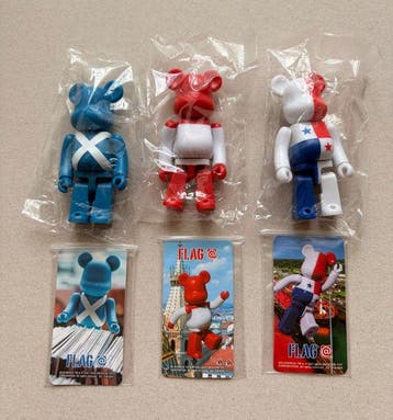 Medicom Toy - Be@rbrick 100% - Flags