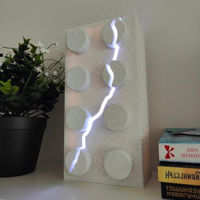 LEGO Custom Item - Lighted LEGO Brick 2x4, Kinderen en Baby's, Speelgoed | Duplo en Lego