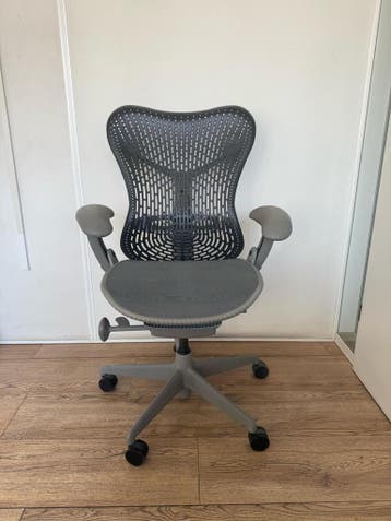 Herman Miller Mirra Ligtgrey Black (Meer dan 100 stuks), Verzenden, Bureaustoel