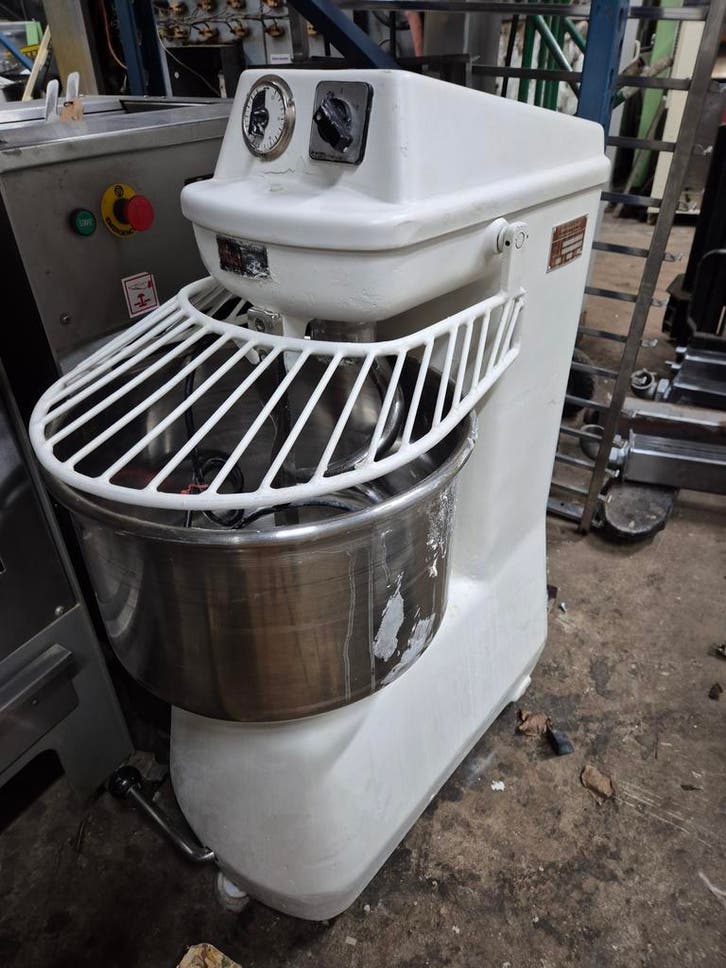 Online veiling Kemper 15 spiraalkneder, Zakelijke goederen, Horeca | Keukenapparatuur, Gebruikt, Bakkerij en Slagerij