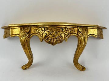 Wanddecoratie - Italië - Een vergulde wandconsole