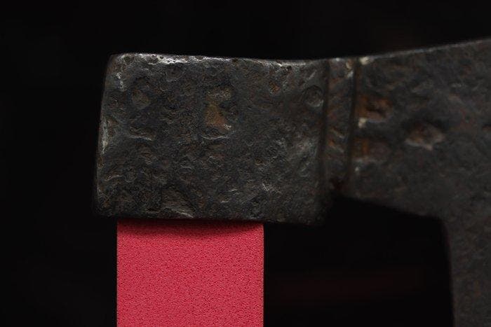 (1000 n.Chr.): Viking (Noordisch) Heavy Iron militaire bijl, Antiquités & Art, Antiquités | Autres Antiquités