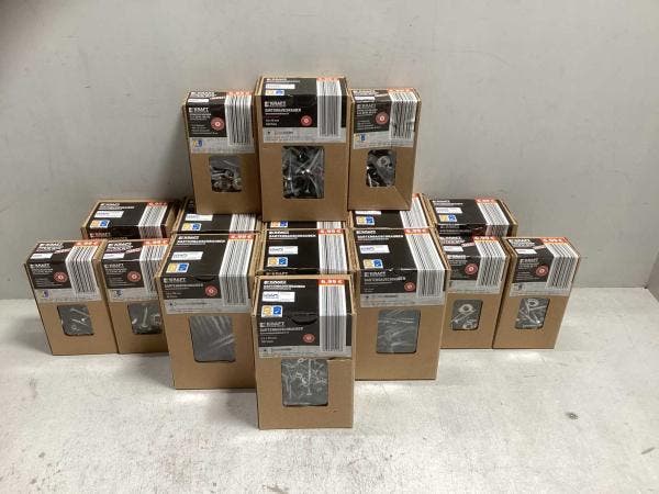 Veiling - Assortiment schroeven, Doe-het-zelf en Bouw, IJzerwaren en Bevestigingsmiddelen